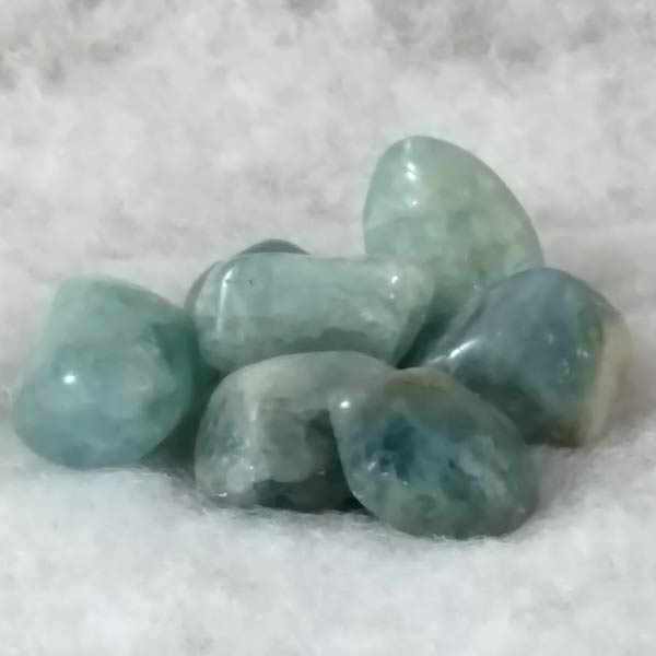 Medium Aquamarine Tumbled Stones